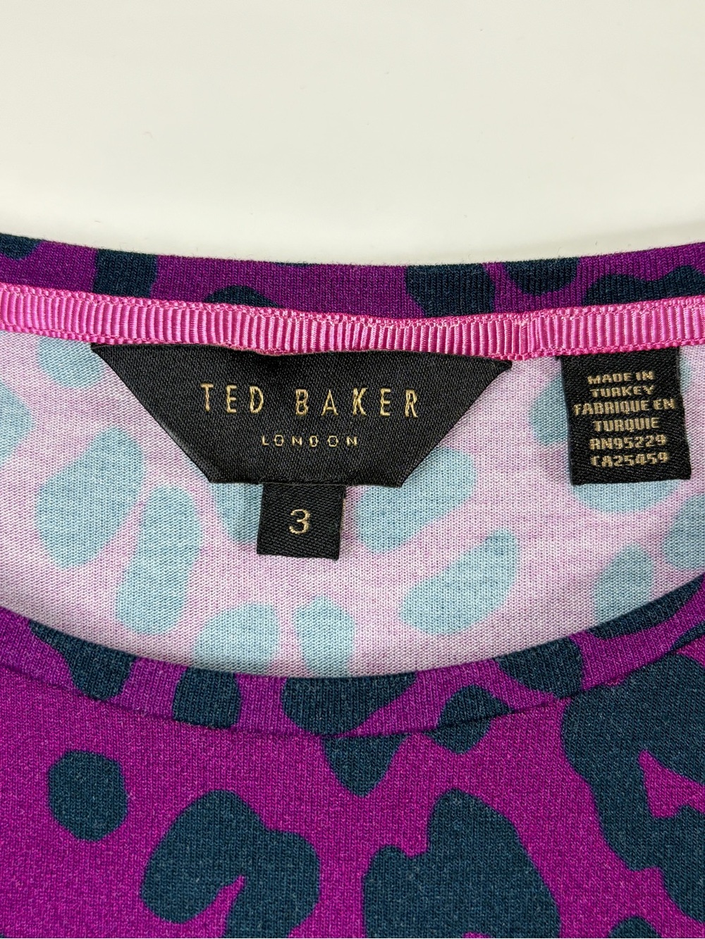 Ted Baker Purple Leopard & Floral Print Short Sleeve Blouse Top, Sz 3/Medium - Picture 6 of 11